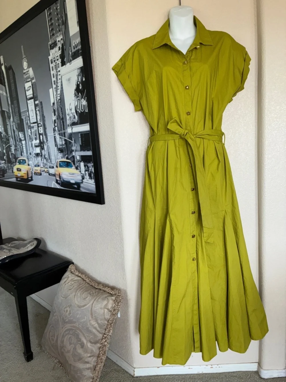 I.N.C. Dress, Women L, Chartreuse Green, Flared, Button front, 100% Cotton L EUC